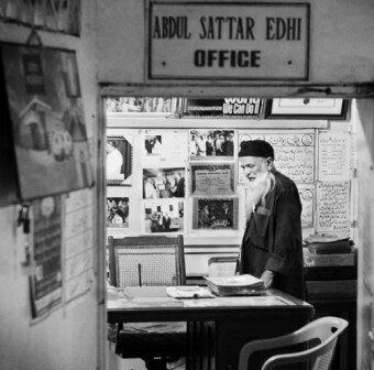 Abdul Sattar Edhi & worlds largest ambulance service in Pakistan Abdul Sattar Edhi & worlds largest ambulance service in Pakistan